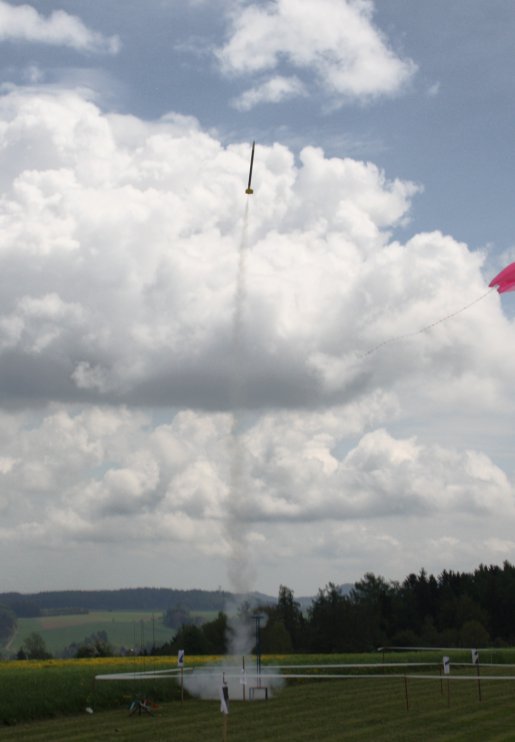 img_0500 petr adam vyskovka cerno zluta - start wr